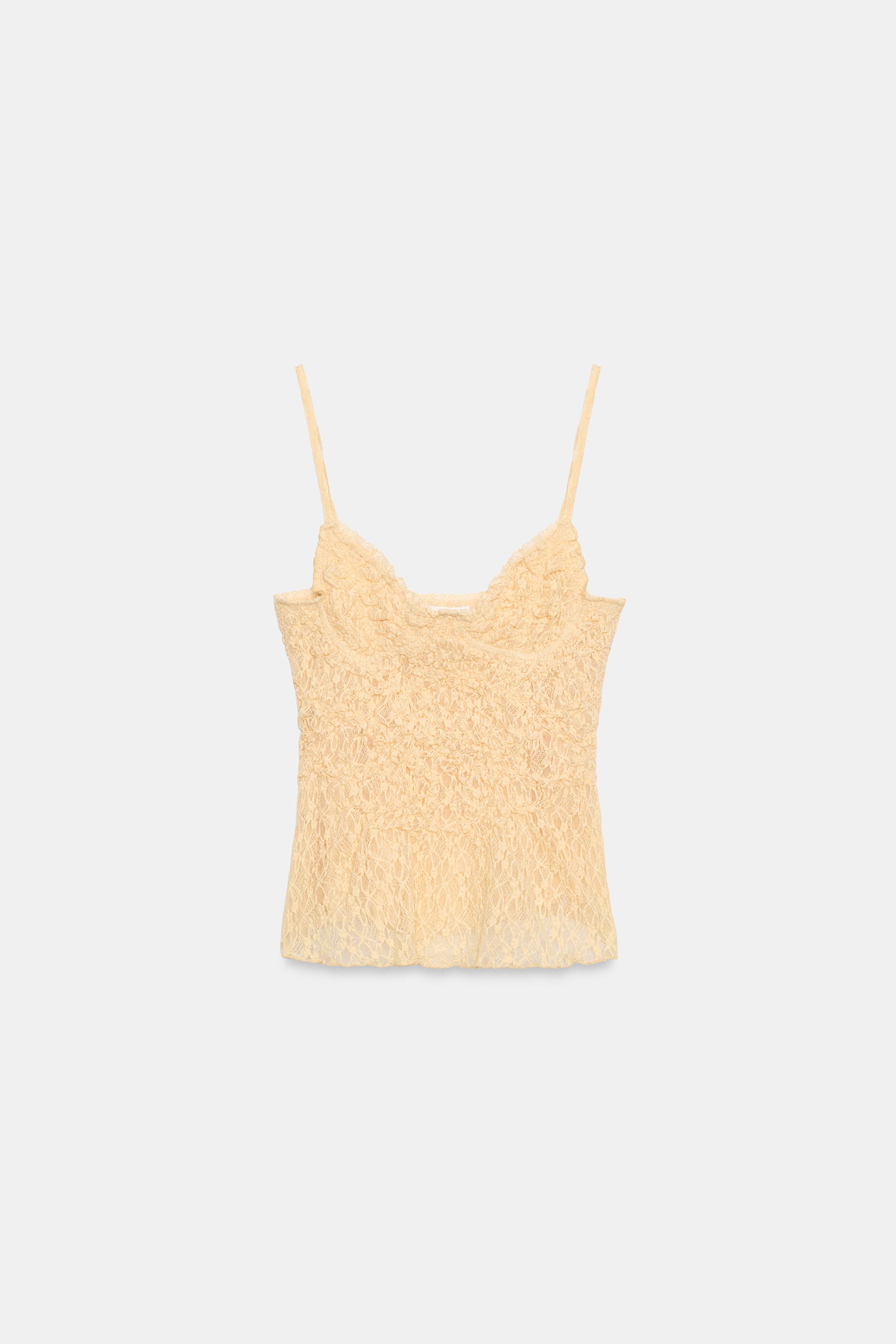 LACE RUCHED TOP
